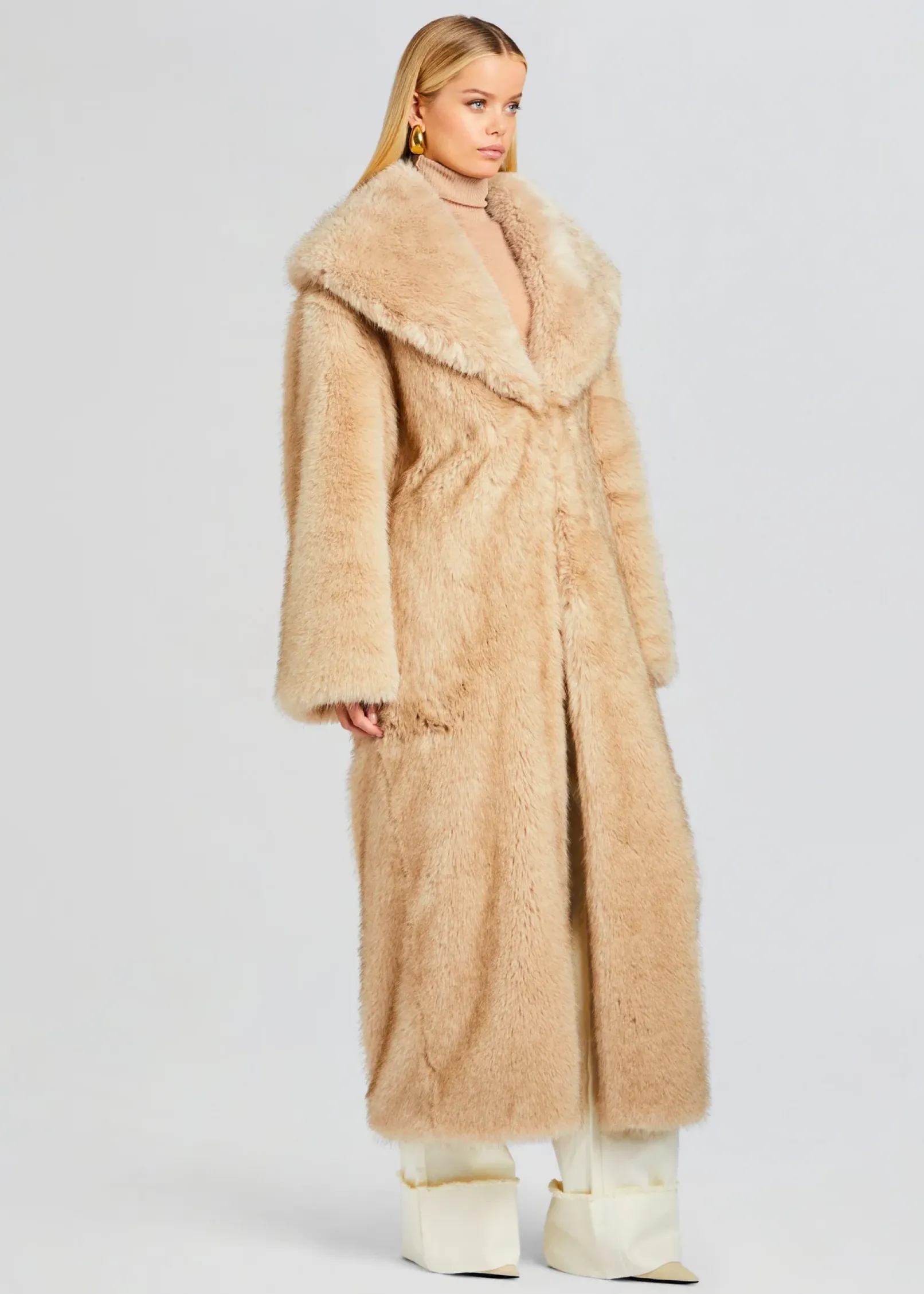 Best Sale Averie Faux Fur Coat Men Neutral Moments