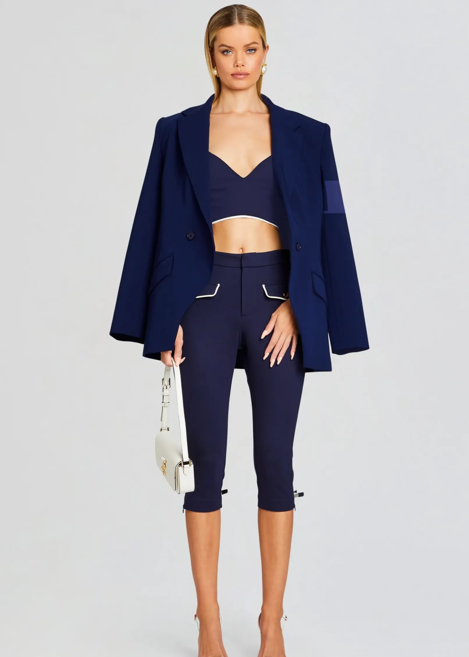 Outlet Basil Capri Pant Coming Soon
