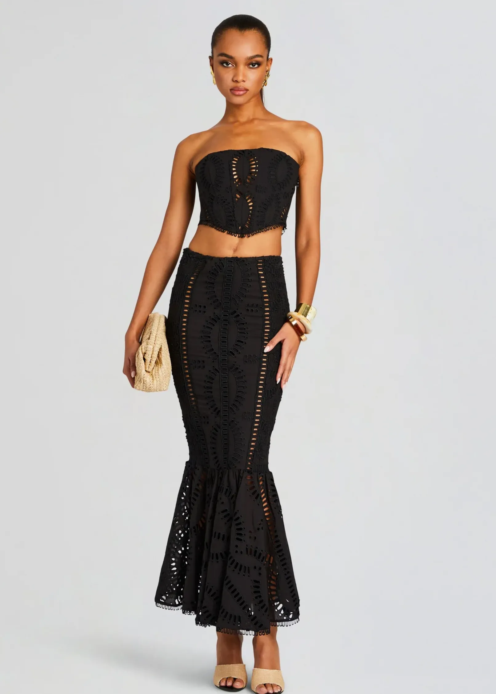 Store Fray Long Skirt Day to Night