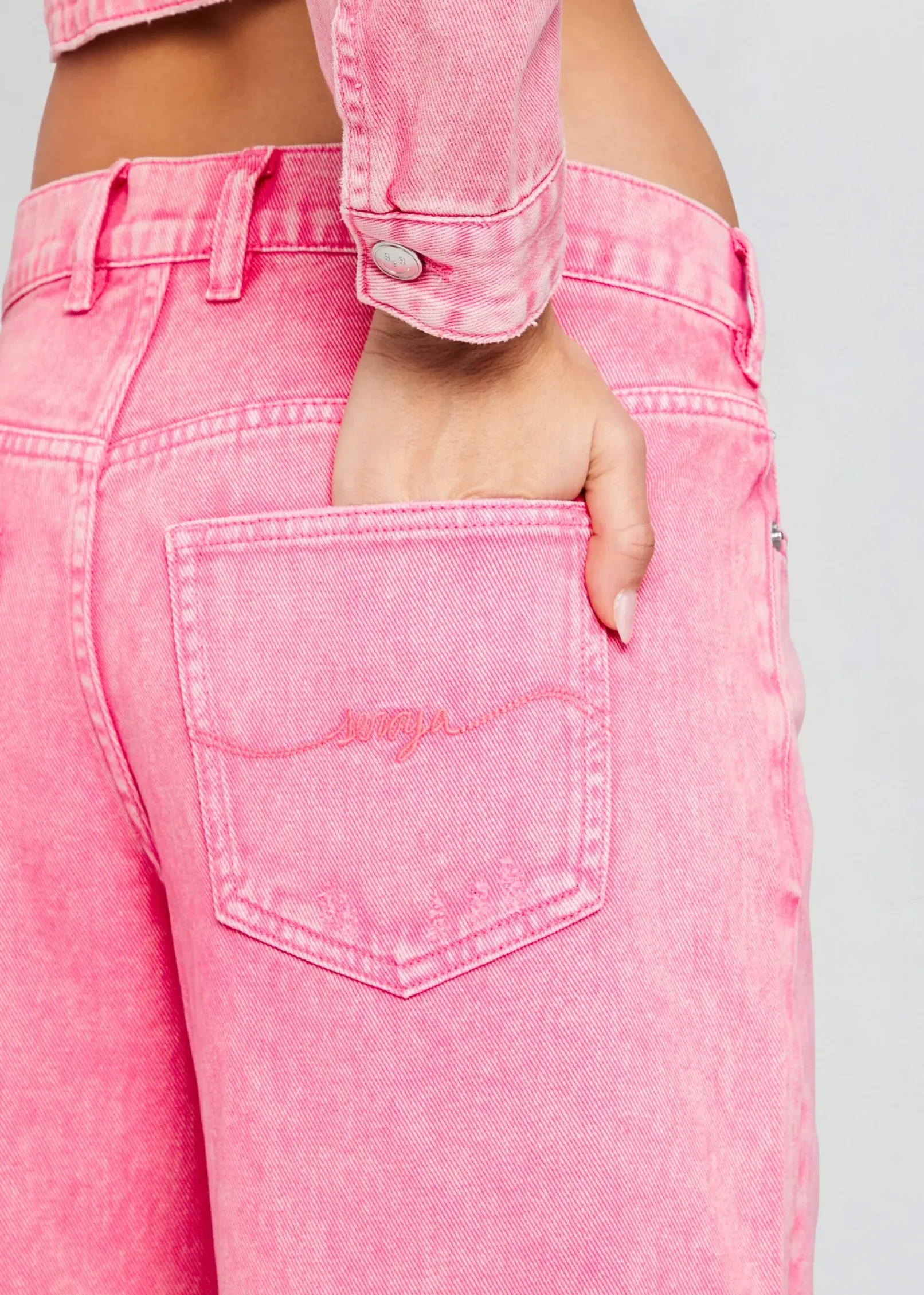 Cheap Margot Cuffed Boyfriend Jean Coming Soon