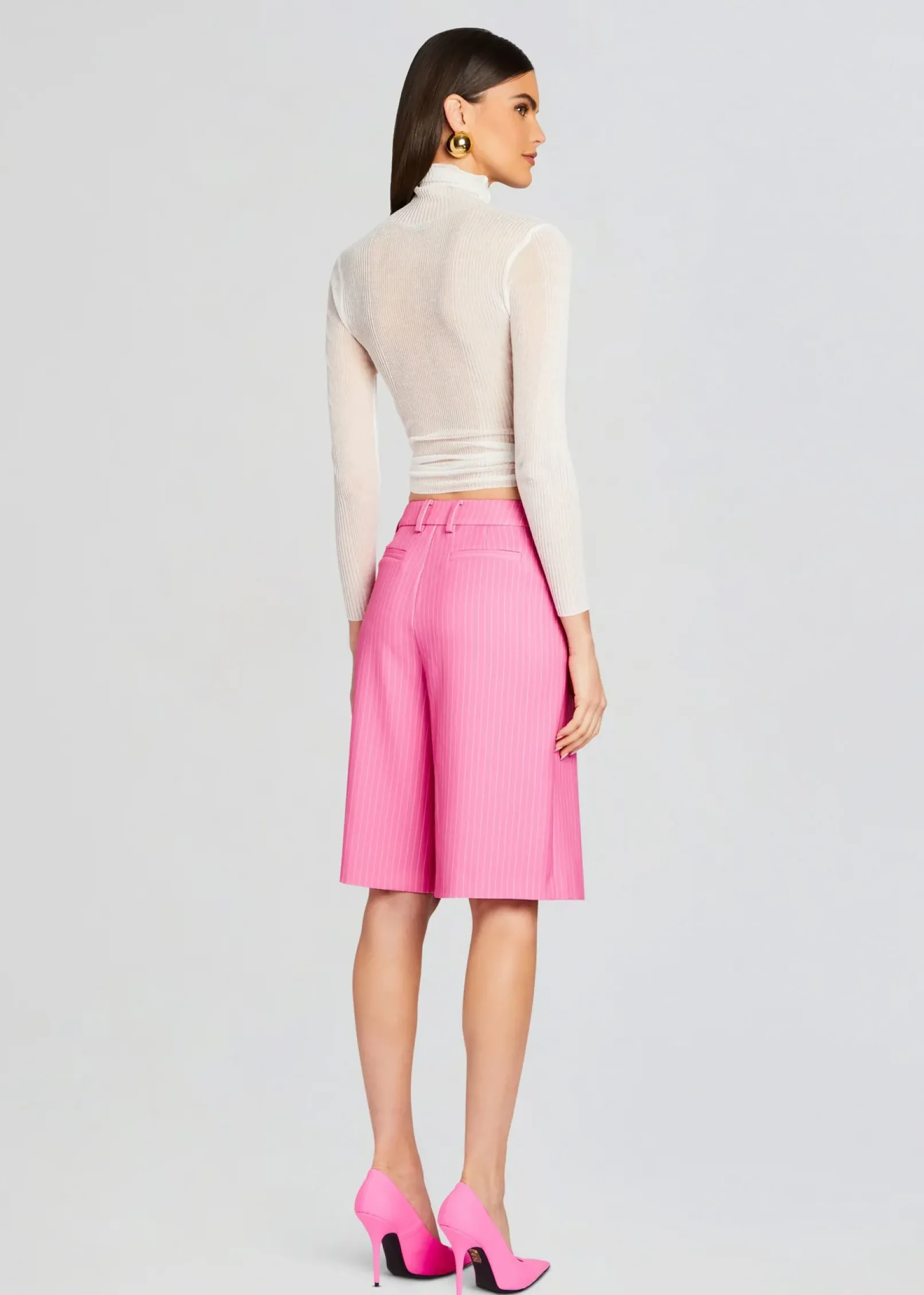 Cheap Pearl Short Exclusively Ours